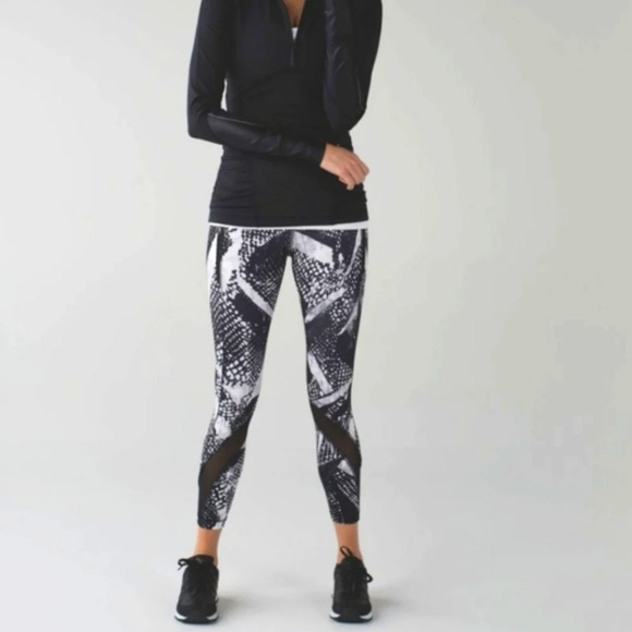 LULULEMON Inspire Tight II Mesh full Luxtreme Static Mist White Black legging 6 - Picture 1 of 10